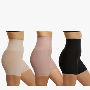 Skinnygirl | High Waist Laser Shaping Shorts | S